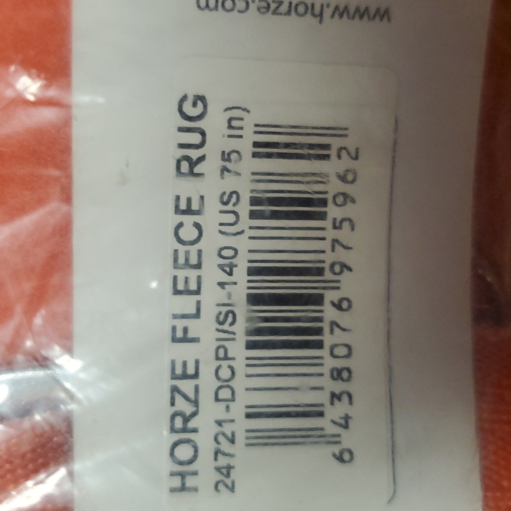 Horze Fleece Rug 75 - Picture 5 of 5